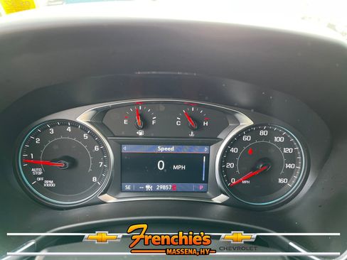 Used 2023 Chevrolet Equinox LT AWD/4WD image 15