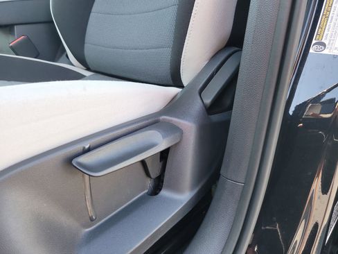 Certified 2025 Volkswagen Taos S image 18