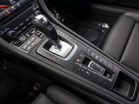 Certified 2024 Porsche 718 Boxster image 36