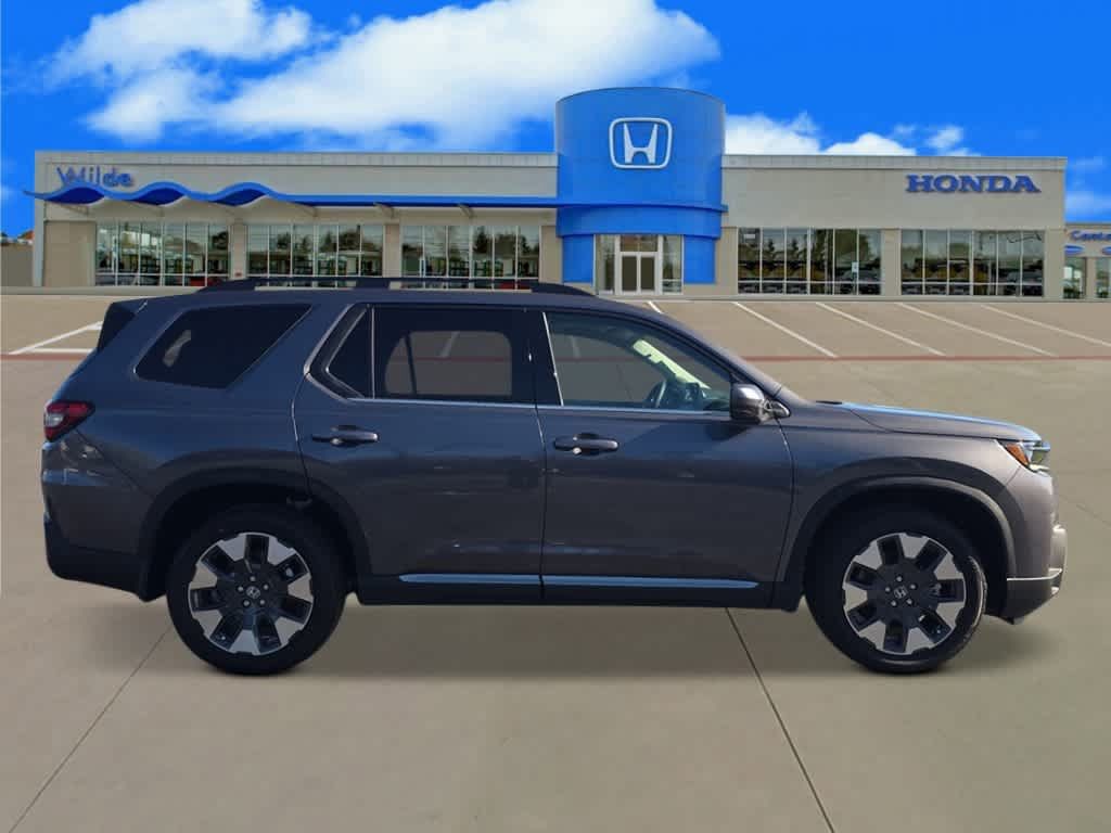 New 2026 Honda Pilot Touring image 6