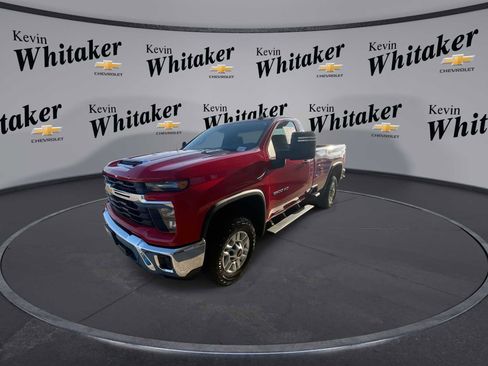 Used 2025 Chevrolet Silverado 2500 LT w/ Convenience Package image 4