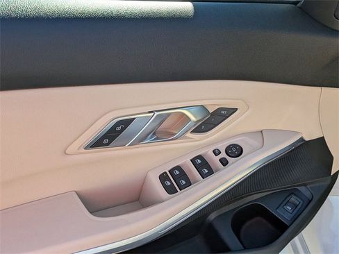 Used 2019 BMW 330i Sedan w/ Driving Assistance Package image 13