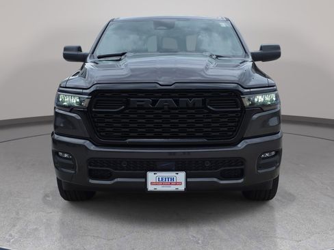 New 2026 RAM 1500 Express AWD/4WD image 3