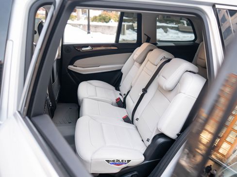 Used 2017 Mercedes-Benz GLS 550 4MATIC image 21