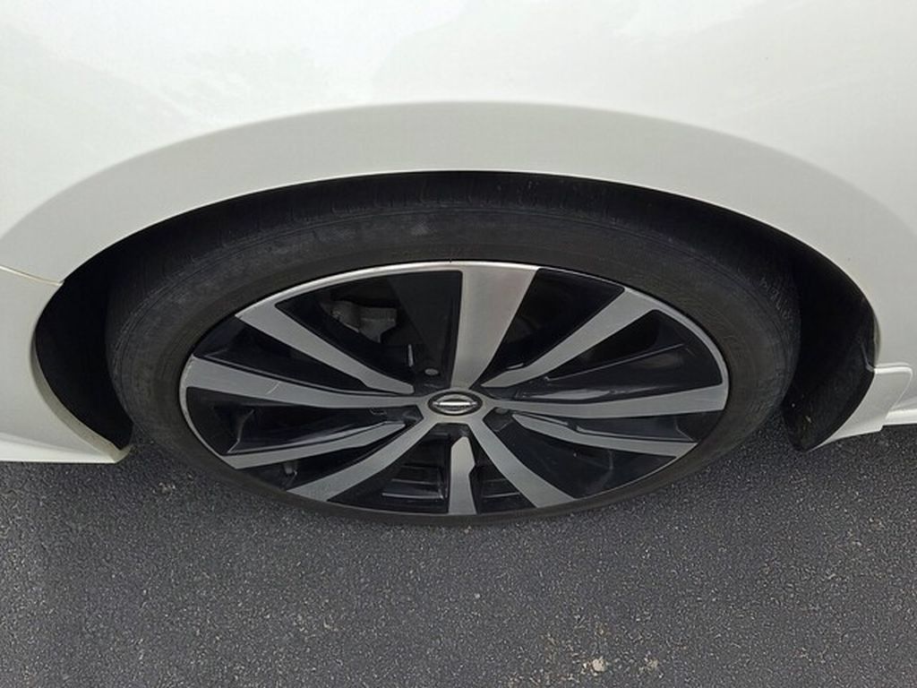 Used 2021 Nissan Altima 2.5 SR w/ SR Premium Package FWD image 20
