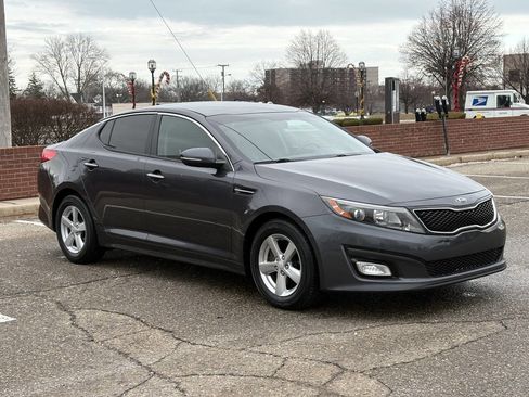 Used 2015 Kia Optima LX image 5