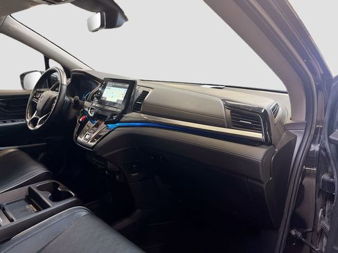 Used 2024 Honda Odyssey Elite image 32