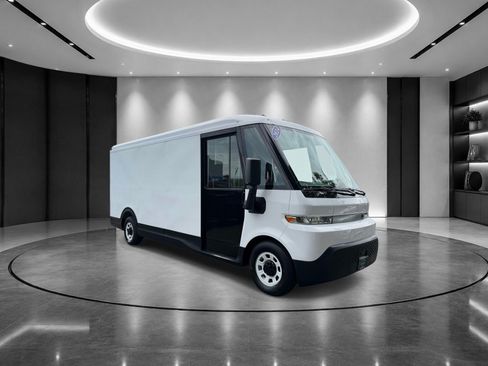 Used 2024 Chevrolet Brightdrop 600 w/ Battery Pack, Max Range AWD/4WD image 2