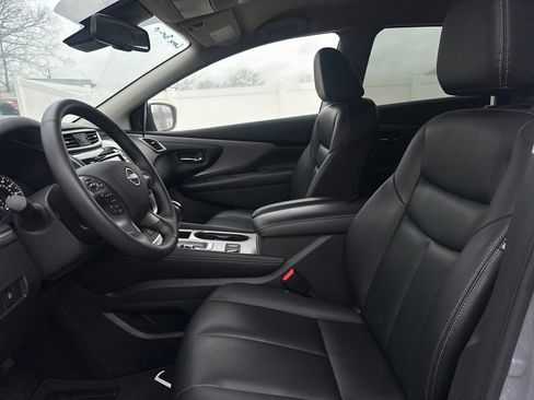 Used 2024 Nissan Murano SV w/ SV Midnight Edition Package image 9