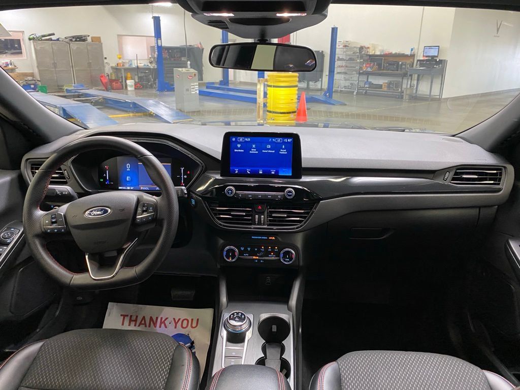 Used 2025 Ford Escape ST-Line FWD image 21