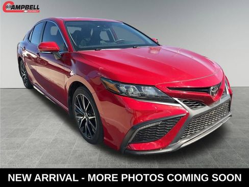 Used 2022 Toyota Camry SE w/ Convenience Package image 10