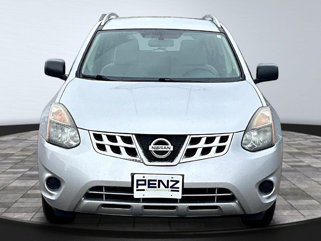 Used 2014 Nissan Rogue S w/ Convenience Package FWD image 2