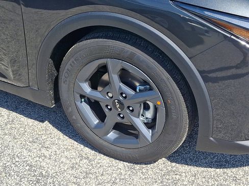 New 2026 Kia K4 LXS FWD image 4