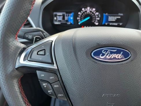 Certified 2024 Ford Edge ST-Line w/ Class II Trailer Tow Package image 27