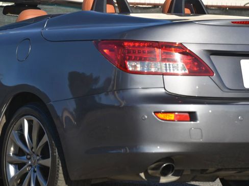 Used 2014 Lexus IS 250C w/ Luxury Package image 60