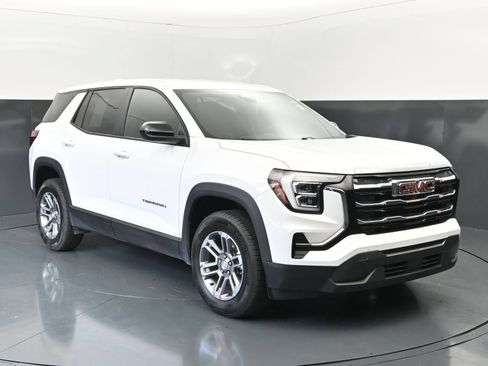Used 2025 GMC Terrain Elevation AWD/4WD image 7
