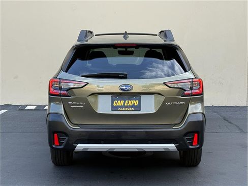 Used 2022 Subaru Outback Limited AWD/4WD image 5
