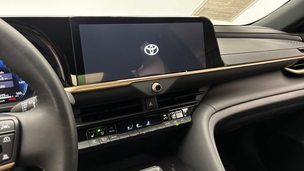 Used 2026 Toyota Crown AWD/4WD image 21