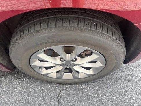 Used 2023 Chrysler Pacifica Touring-L w/ Uconnect Theater Family Group AWD/4WD image 9