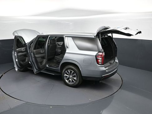 Used 2024 Chevrolet Tahoe LT image 2