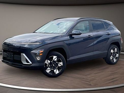 Used 2025 Hyundai Kona SEL AWD/4WD image 1