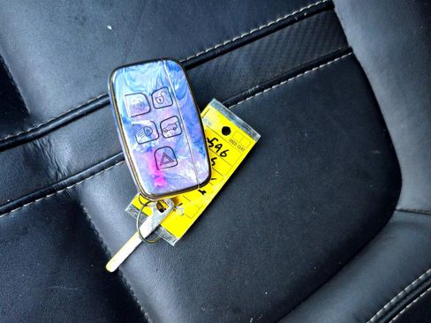 Used 2016 Jaguar F-TYPE R image 56