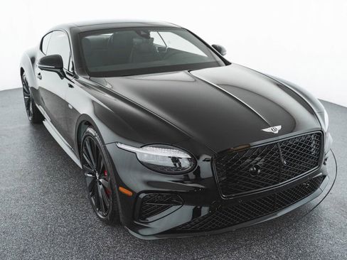 Used 2025 Bentley Continental GT Speed image 11