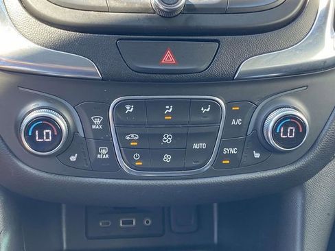 Used 2021 Chevrolet Equinox Premier w/ Redline Edition image 26