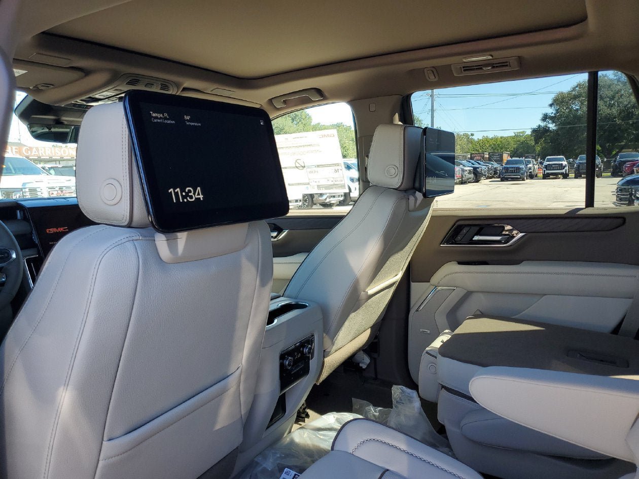 New 2027 GMC Yukon Denali w/ Denali Reserve Package AWD/4WD image 10