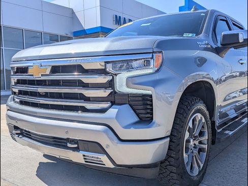 Used 2024 Chevrolet Silverado 1500 High Country w/ Technology Package image 13