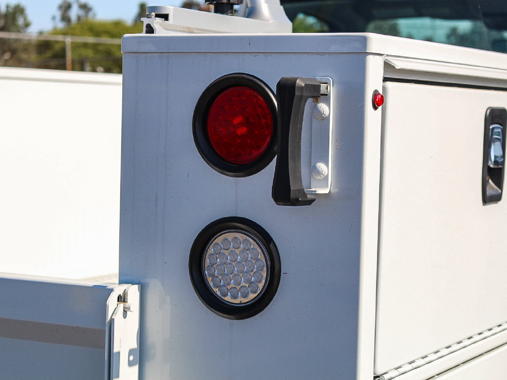 New 2025 Ford F350 XL RWD image 9