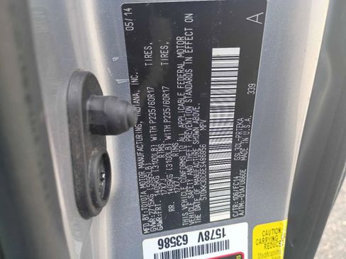 Used 2014 Toyota Sienna LE image 14