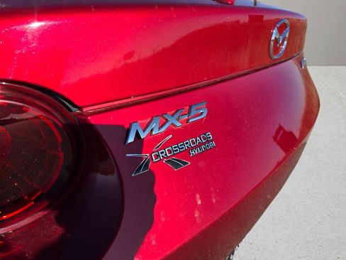 Used 2016 MAZDA MX-5 Miata Grand Touring image 9