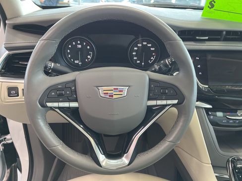 Certified 2025 Cadillac XT6 Premium Luxury w/ Technology Package image 30
