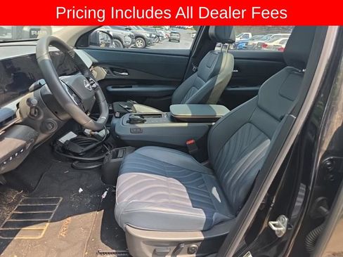 Certified 2024 Nissan Ariya AWD image 10