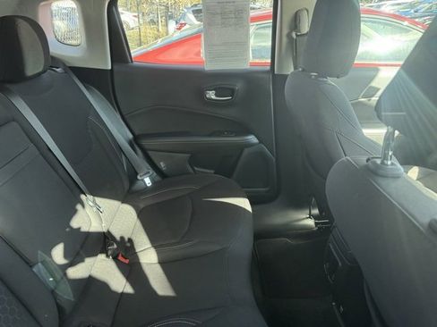 Used 2020 Jeep Compass Sport image 8