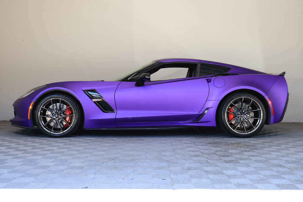 Used 2019 Chevrolet Corvette Grand Sport w/ Carbon Flash Badge Package RWD image 7
