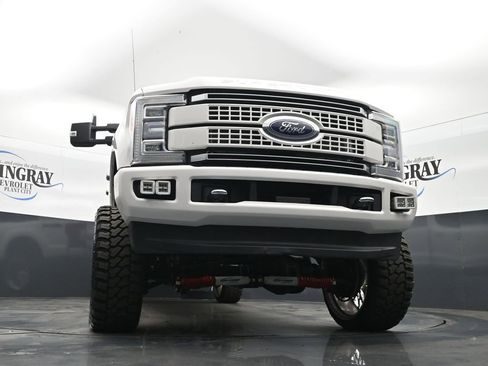 Used 2019 Ford F250 Platinum AWD/4WD image 27