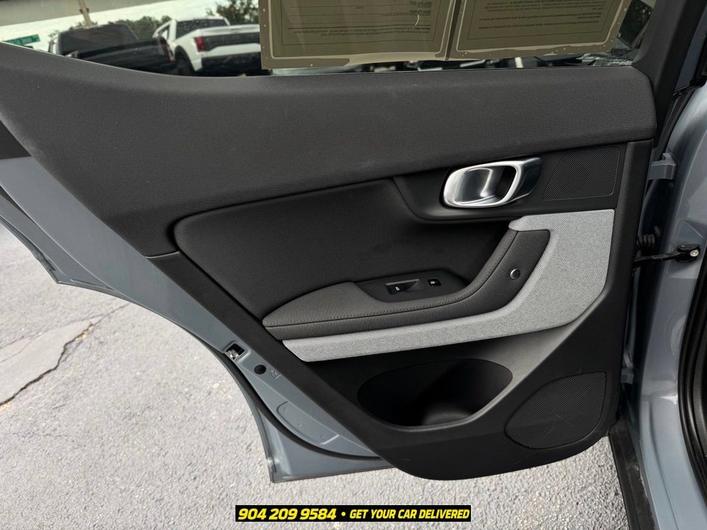 Used 2022 Polestar Polestar 2 w/ Plus Package AWD/4WD image 27