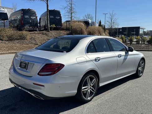 Used 2017 Mercedes-Benz E 300 image 7