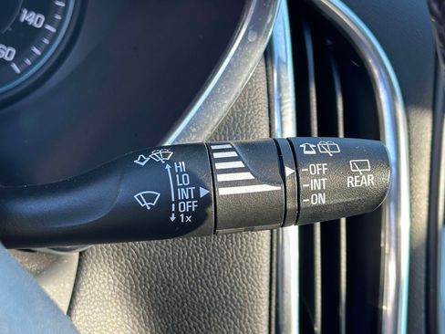 Used 2019 Chevrolet Equinox LT AWD/4WD image 26