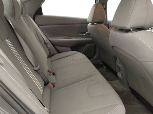 Used 2024 Hyundai Elantra SEL image 19