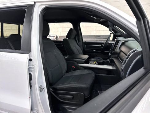 Used 2025 RAM 1500 Big Horn AWD/4WD image 10