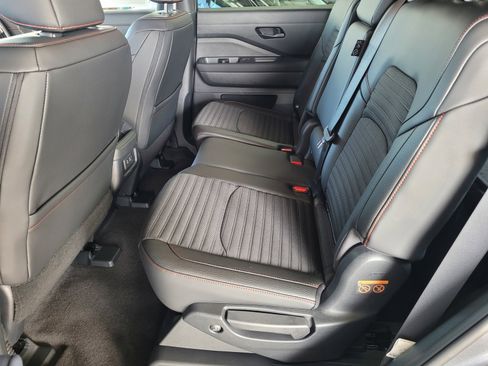 New 2026 Nissan Pathfinder Rock Creek AWD/4WD image 7