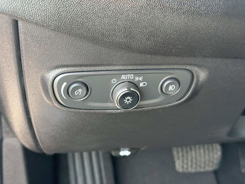 Certified 2022 Chevrolet Equinox Premier FWD image 13