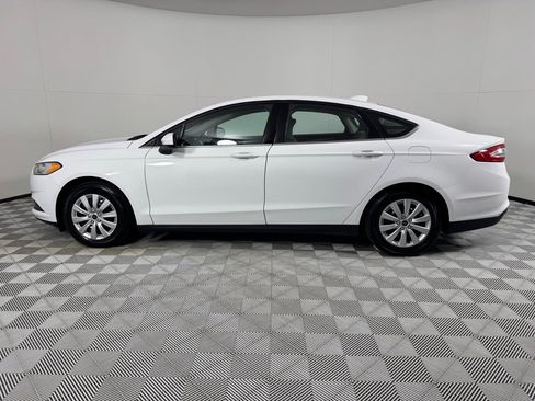 Used 2013 Ford Fusion S FWD image 8