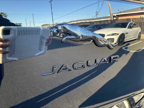 New 2024 Jaguar I-PACE R-Dynamic HSE image 26