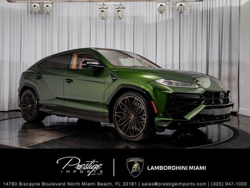 Used 2025 Lamborghini Urus SE AWD/4WD image 1