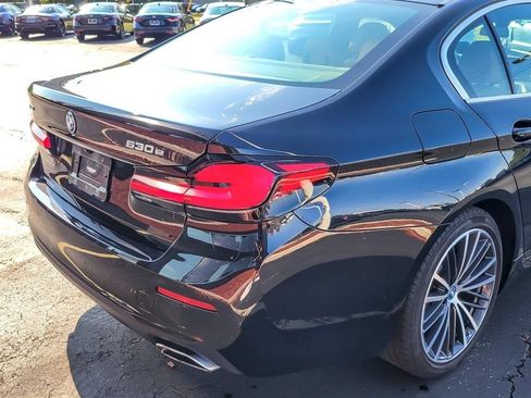 Used 2023 BMW 530e xDrive w/ Premium Package image 6