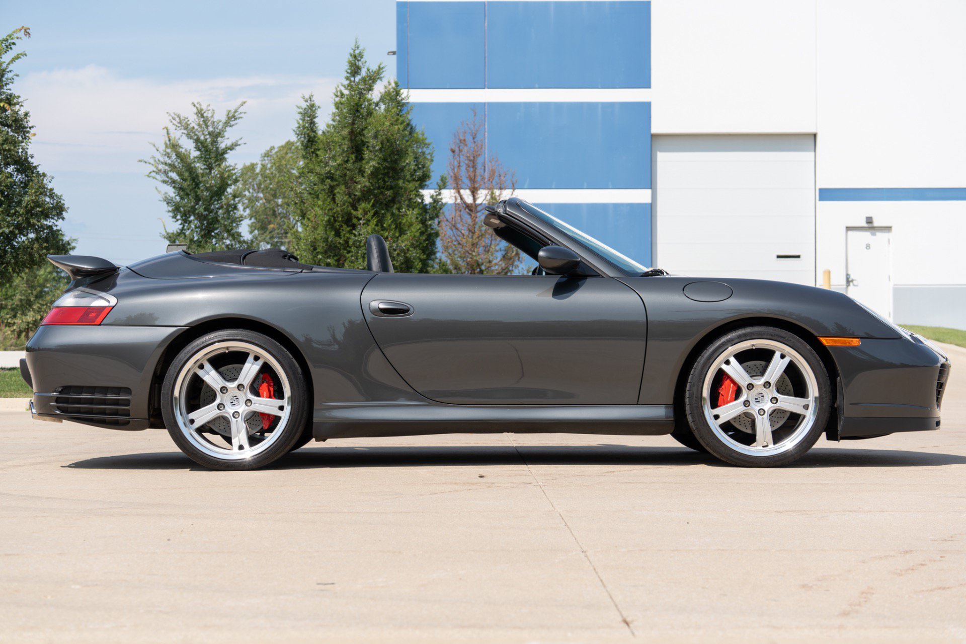 Used 2004 Porsche 911 Carrera 4S AWD/4WD image 8